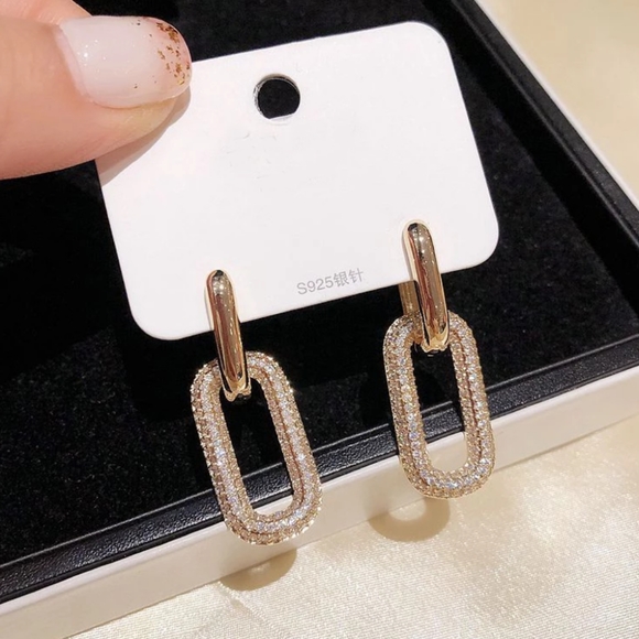 NEW 18k Yellow Gold Micro Pave Link Hoop Earrings - Picture 5 of 6